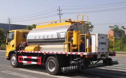  Emulsified asphalt spreaders help sustainable road construction